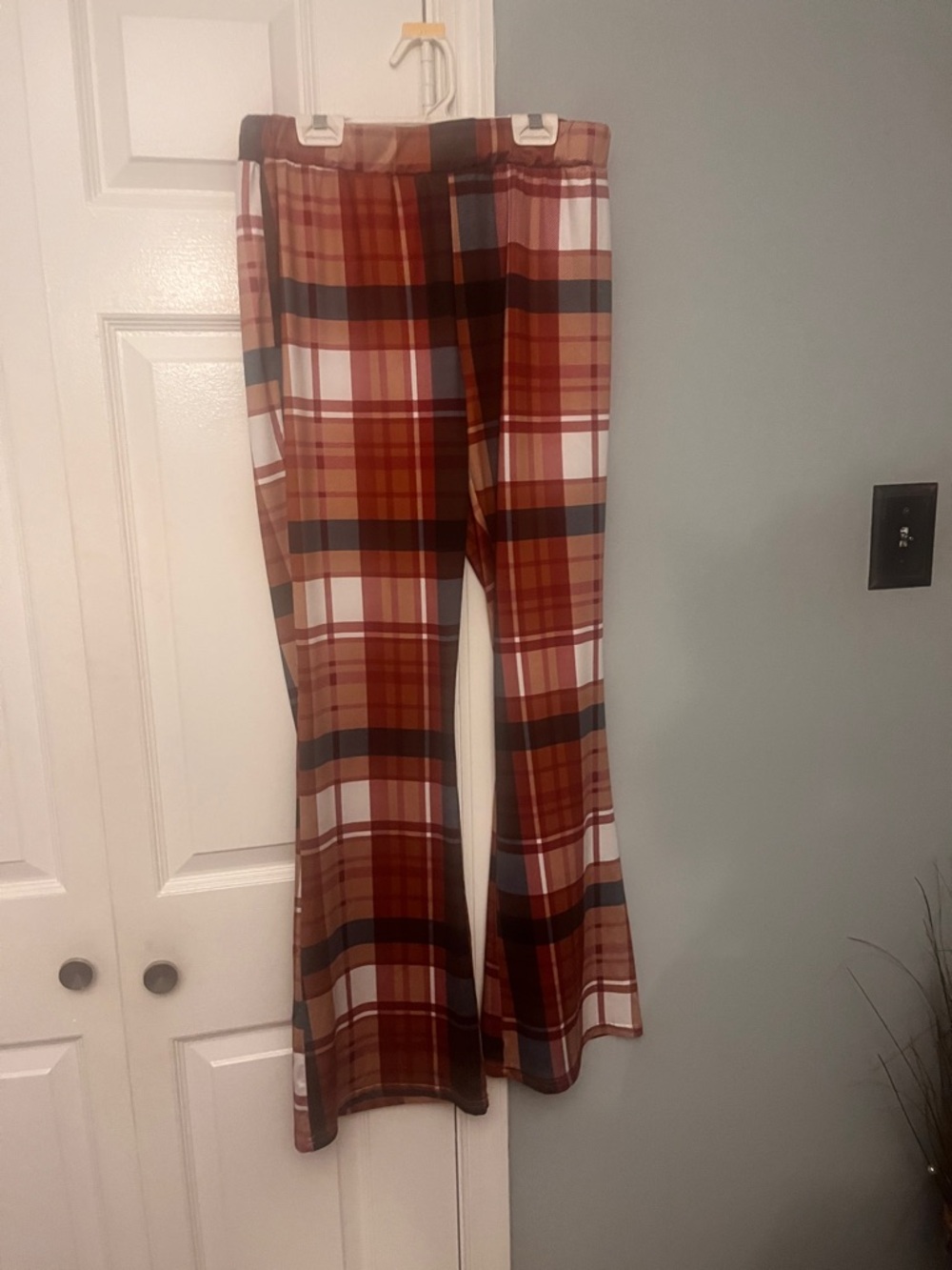 SHEIN Red Plaid Wide-Leg Leggings